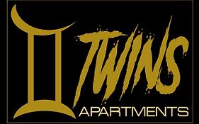 Twins Apartments